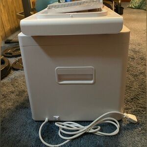 Electric compost bin